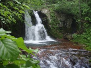 Akaiwa Falls