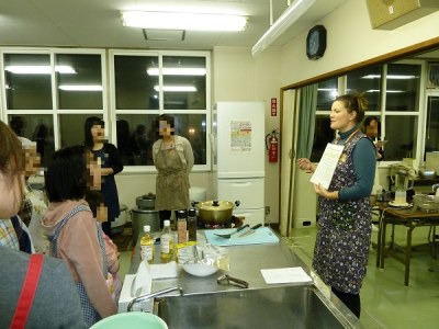 Kayla Sensei giving cooking directions